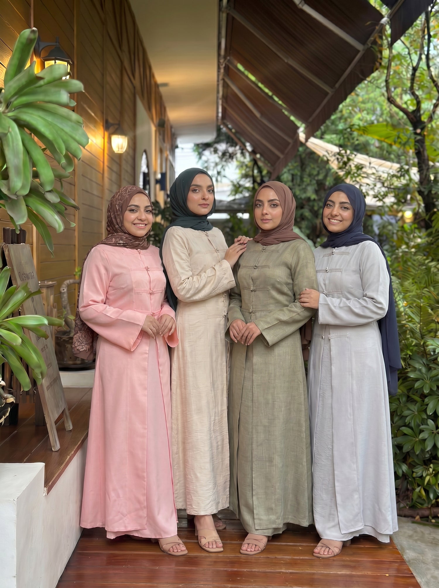 lookbook image shop_this_look_AVdw3f